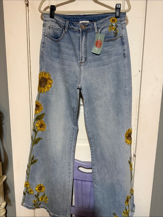 Oli & Hali Denim - Oli & Hali Light Blue Flare Jeans with Yellow Sunflower Embroidery